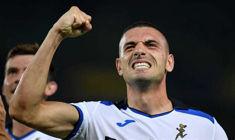 Mercato 2025 Mo𝚟ie To𝚛rent